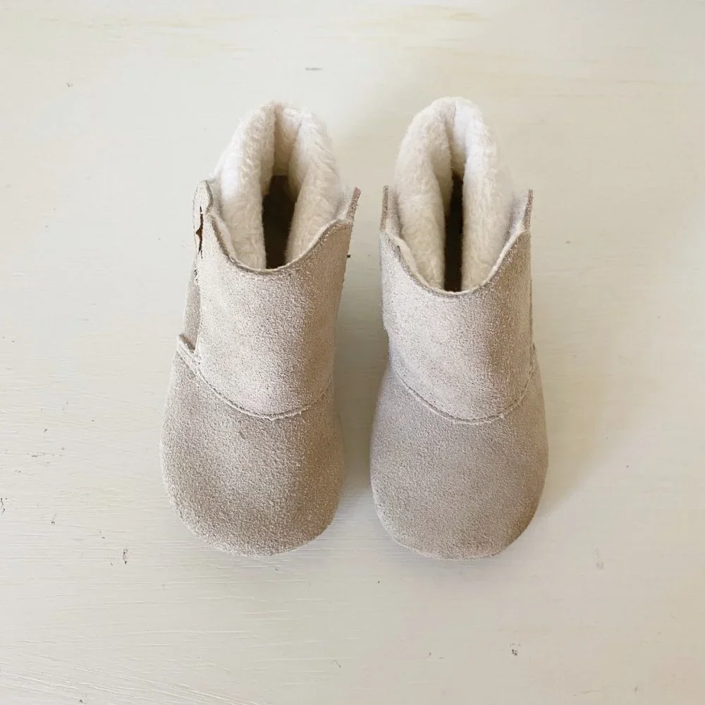 L'Amour Tan Booties Suede Leather Fleece Lined Star Infant Toddler 4 - Picture 2 of 9